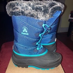 size 6 youth boys Kamik